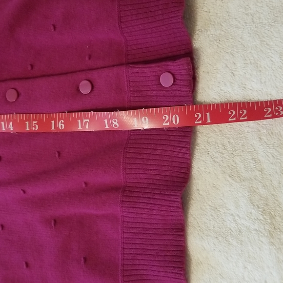 Button down Sweater - Picture 5 of 8